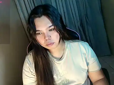 urasian prettyrica online show from June 27, 3:44 am