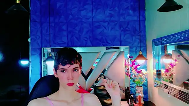 Stefany PiInk online show from May 31, 1:51 pm