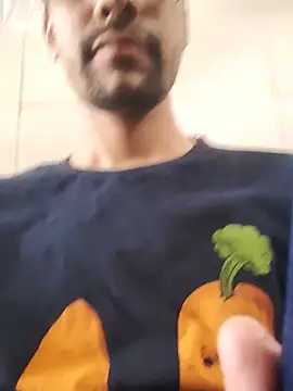 Lucy8992 4u online show from April 15, 4:40 am