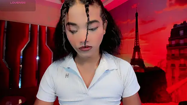 Paola Delfino online show from May 29, 11:19 am