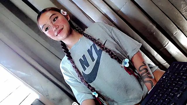 Jessicasfantasy online show from March 31, 4:58 am