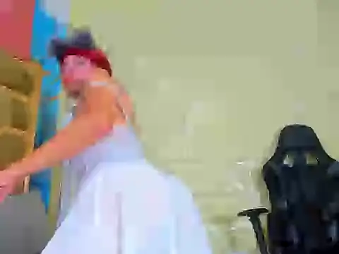 andy femboy  online show from April 15, 7:41 pm