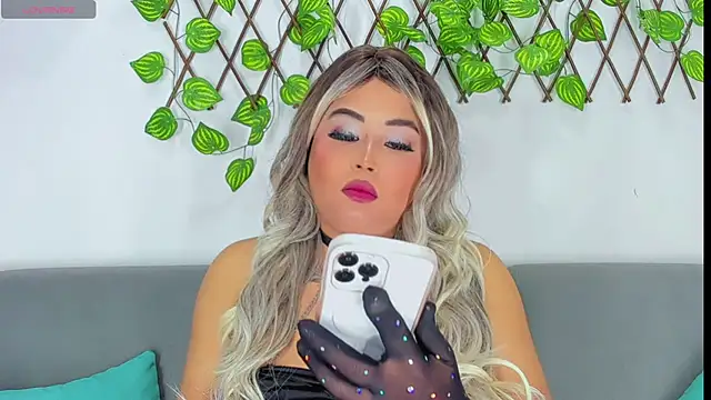 Arialane  online show from April 8, 4:36 am