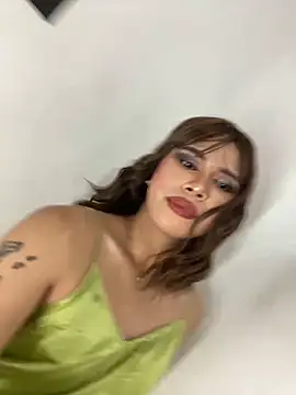  Flirtyprincess  online show from April 1, 2:25 pm