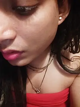 SweetTsAngel online show from May 15, 8:28 pm