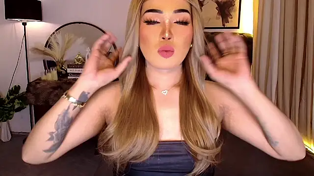 Empress Candice online show from June 3, 10:49 am