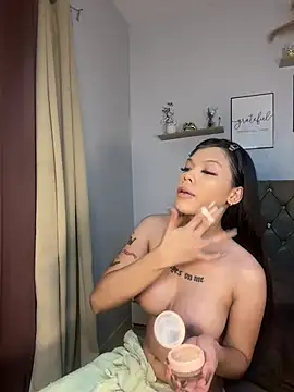 DanikaLovve online show from August 3, 3:40 pm