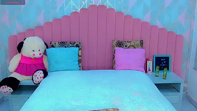 ariadnna princes online show from May 29, 4:33 am