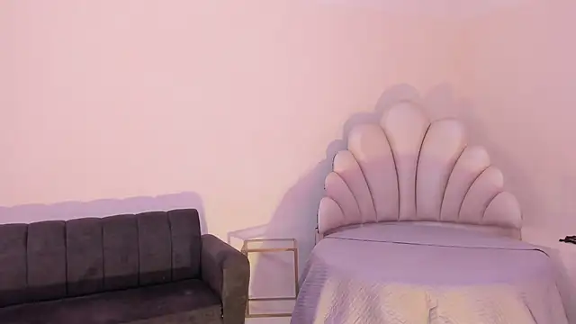 SelenaRogers online show from May 25, 10:17 pm
