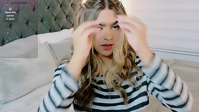 Scarlethvhonparker online show from November 15, 2:42 am