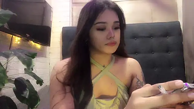 FoxxyJesa online show from May 17, 3:11 pm