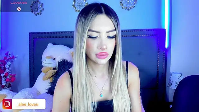 ale lovee online show from November 11, 1:51 am