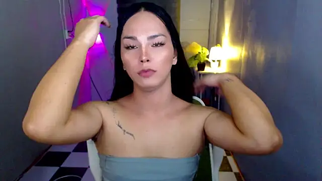 urnaughtydolly69 online show from April 17, 10:40 am