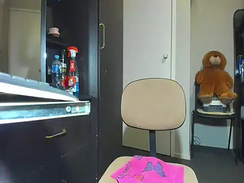 Angelchezcka online show from February 15, 11:53 am