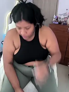 paola091 online show from April 4, 1:47 am