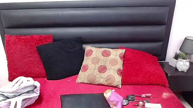 sensual nataliee online show from November 26, 2:52 pm