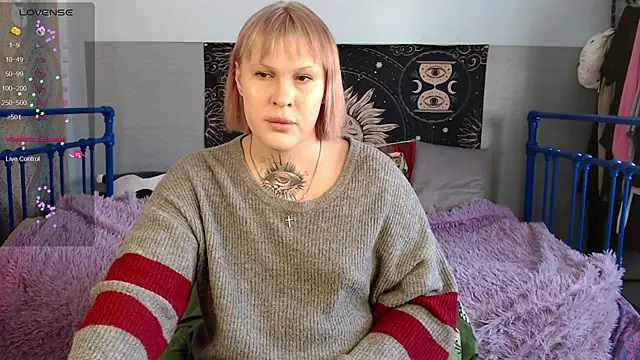 ivamayy online show from February 6, 8:20 am