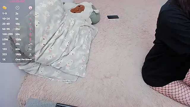 loliwoods online show from March 20, 5:03 pm