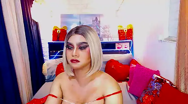 Snapshot of TsGoddessNhicolle chatting on January 14, 11:27 pm TsGoddessNhicolle online show from January 14, 11:27 pm