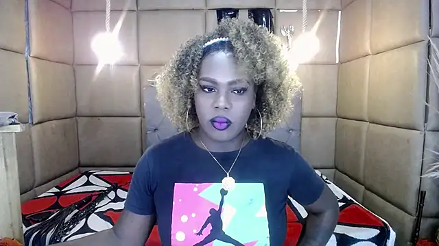 CatrinaGill online show from October 2, 5:30 am