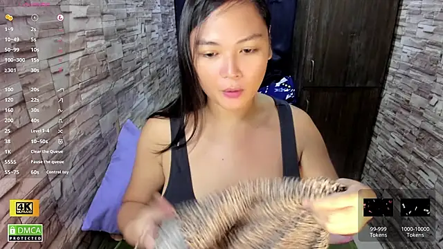 ohhqueenlove online show from March 18, 6:24 am