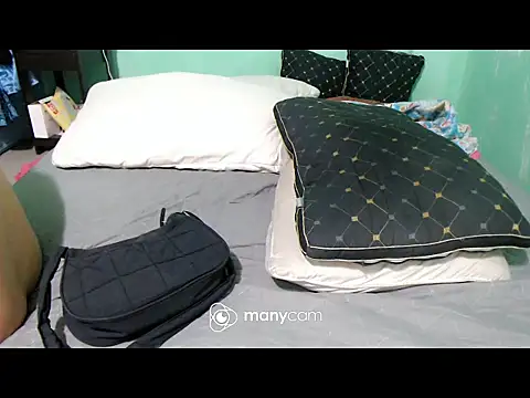 WantedSexslaves online show from March 13, 9:04 am