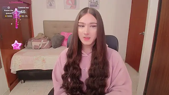 Miley Baker online show from October 31, 4:38 pm