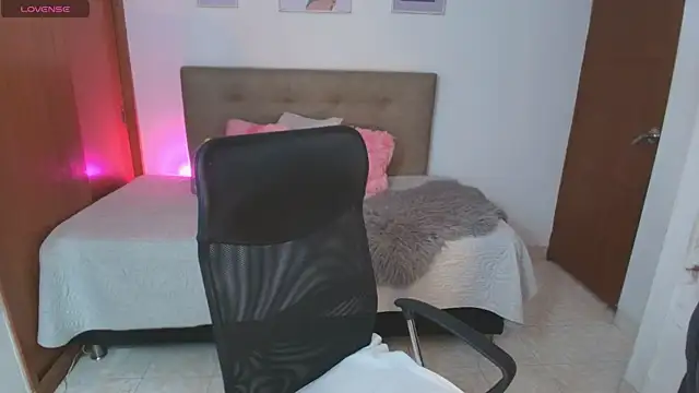 Miley Baker online show from April 14, 12:54 pm