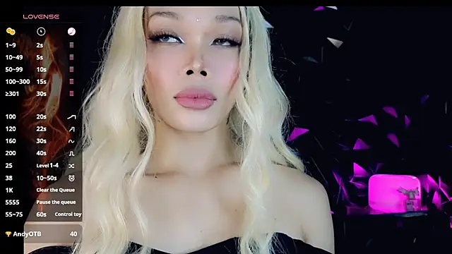 Snapshot of sugar_bbyxx chatting on October 17, 5:22 am sugar bbyxx online show from October 17, 5:22 am