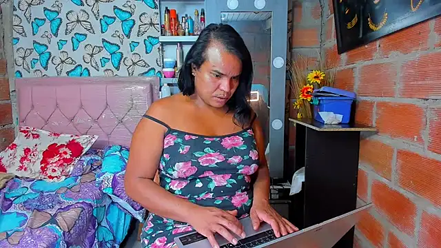 luciana osorno online show from March 30, 2:18 pm