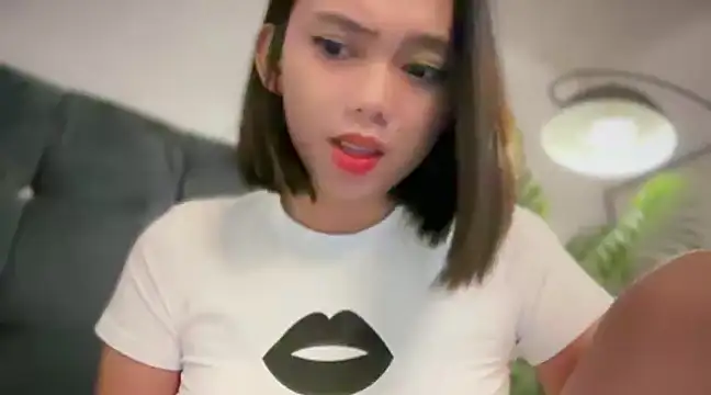 GenesisCastillano online show from February 23, 12:48 pm