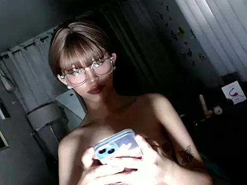 Snapshot of Angel_Morgan69 chatting on October 12, 5:54 am Angel Morgan69 online show from October 12, 5:54 am