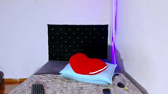 valen colombian69 online show from October 9, 6:04 am