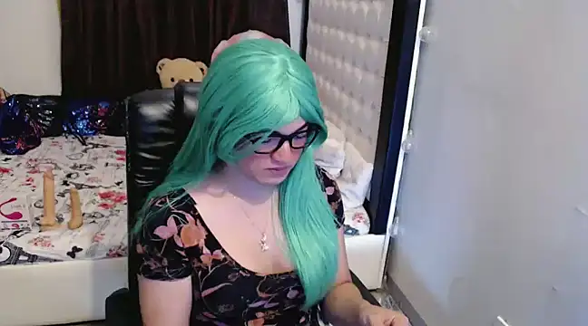 Goddess Sarah online show from December 11, 1:37 pm