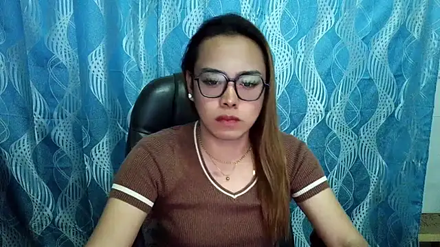 Your PrettyGirlxxx online show from September 12, 1:58 am