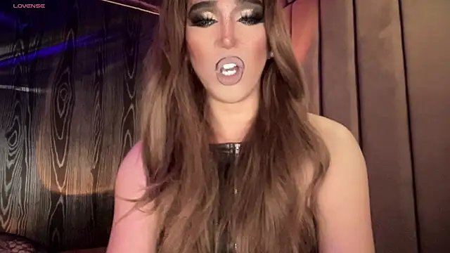 Lo la 69 online show from December 3, 3:55 am