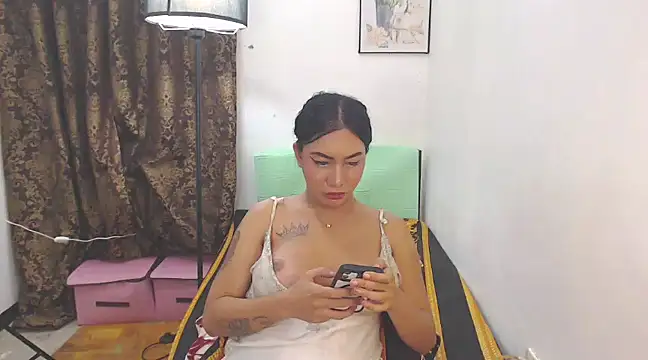 MYGREATLOLLIPOP online show from February 8, 7:59 am