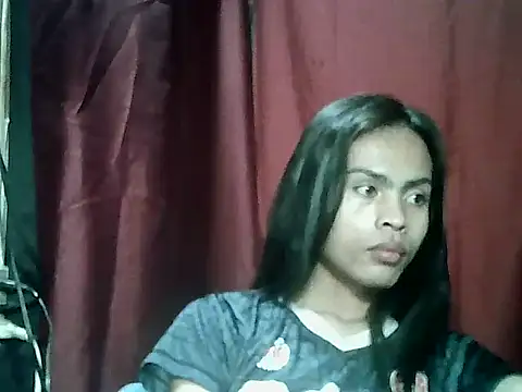 alluringSHANE online show from April 11, 7:50 pm