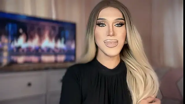 Ts glamxxxx online show from April 3, 2:32 am