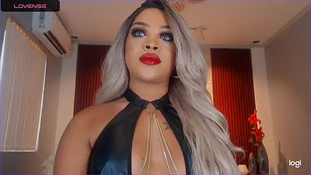 MarryQueen22 online show from June 1, 1:51 am