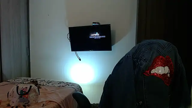 gooddes303salome online show from February 12, 9:26 am