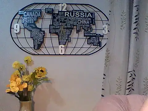 Imurwifey online show from October 22, 9:33 am