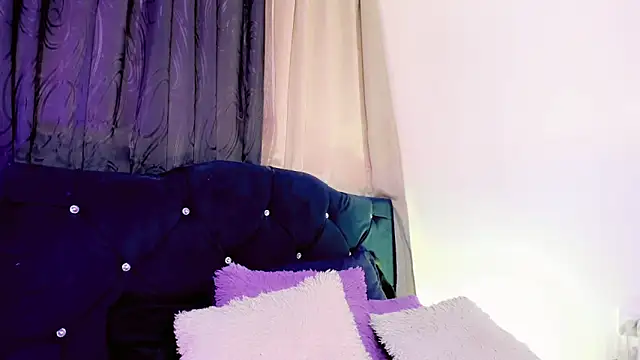 lesly xx online show from March 30, 9:38 pm