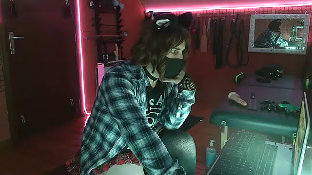 Ginny-the-bdsm-nympho online show from September 11, 5:10 pm