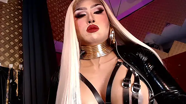 AntoniaSaints online show from October 25, 4:46 pm