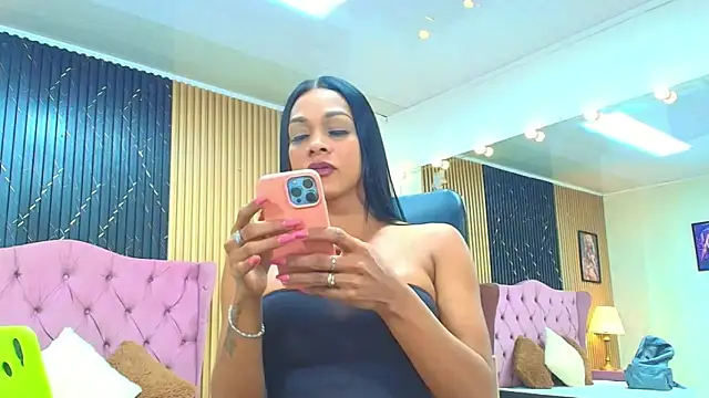 BARBIE BROWNN online show from March 12, 2:55 pm