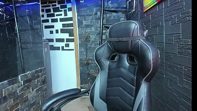 kissingdevil online show from November 20, 10:43 pm