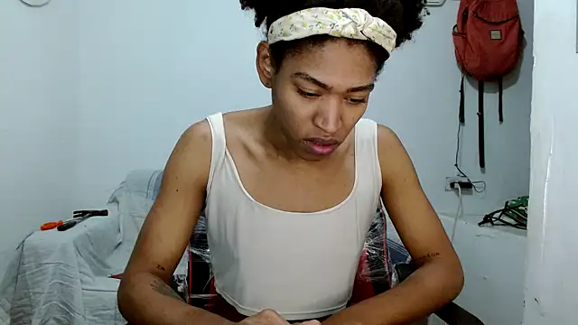 angelamarie1 online show from October 4, 12:39 pm