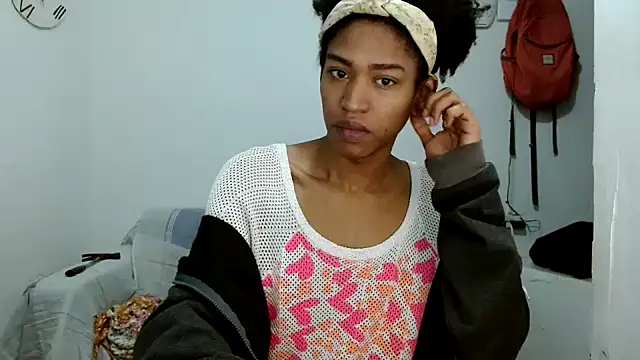 angelamarie1 online show from October 6, 10:48 am