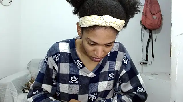 angelamarie1 online show from October 17, 11:14 am